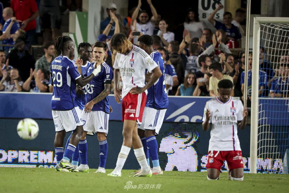 多关于两队 多关于两队